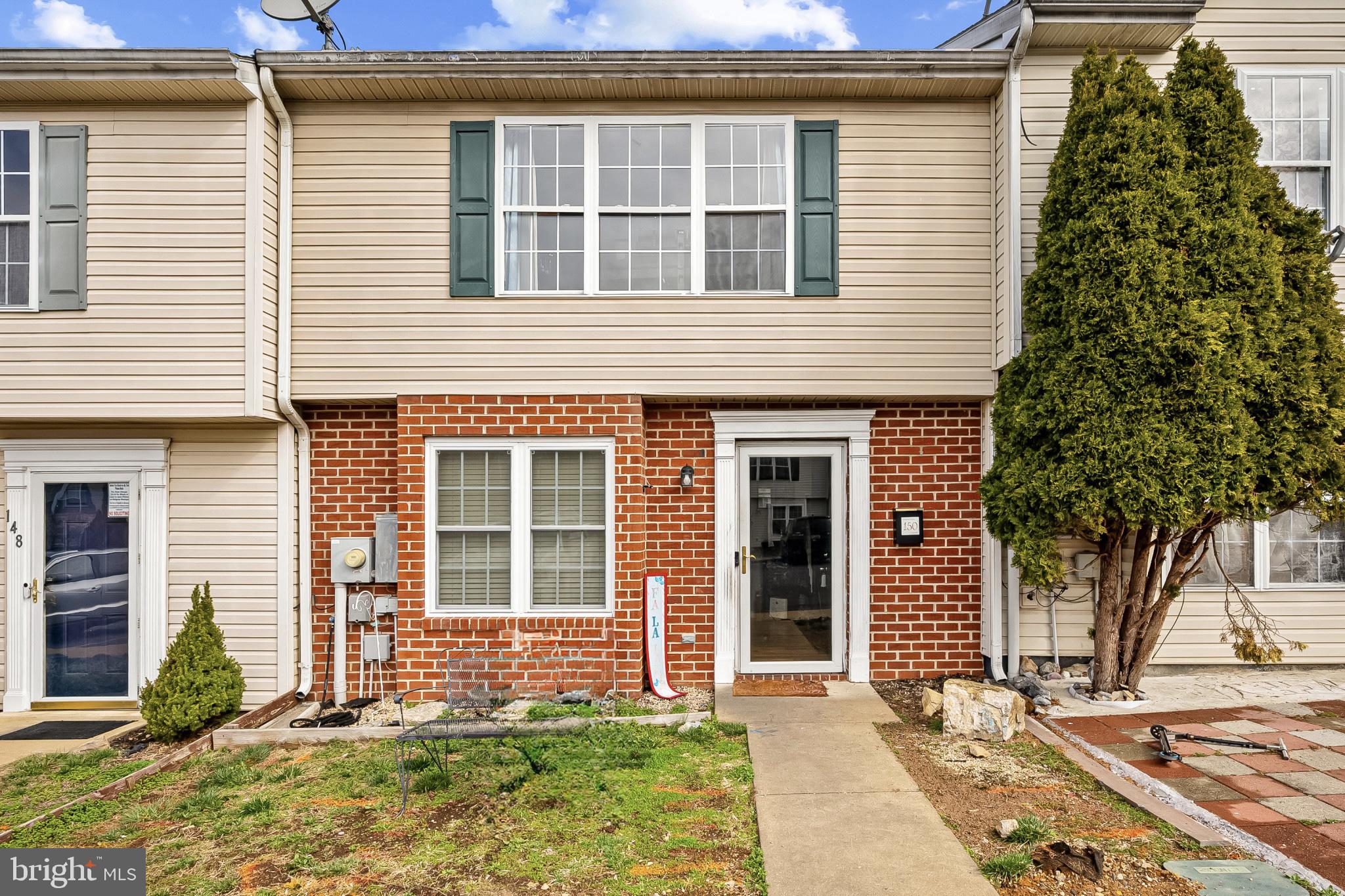 GEORGETOWN SQUARE - Residential