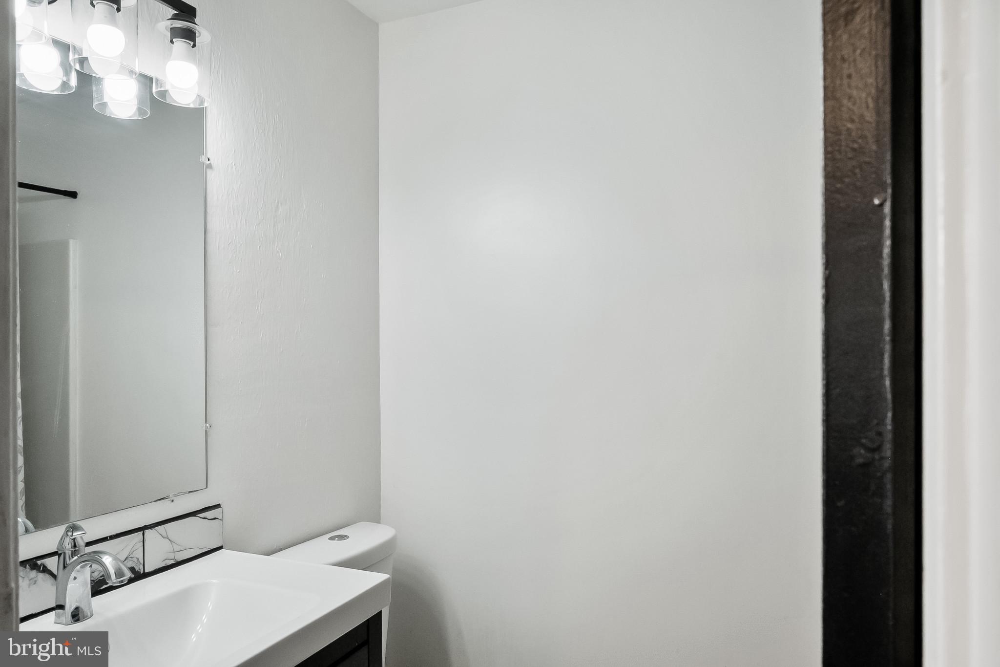 GEORGETOWN SQUARE - Residential