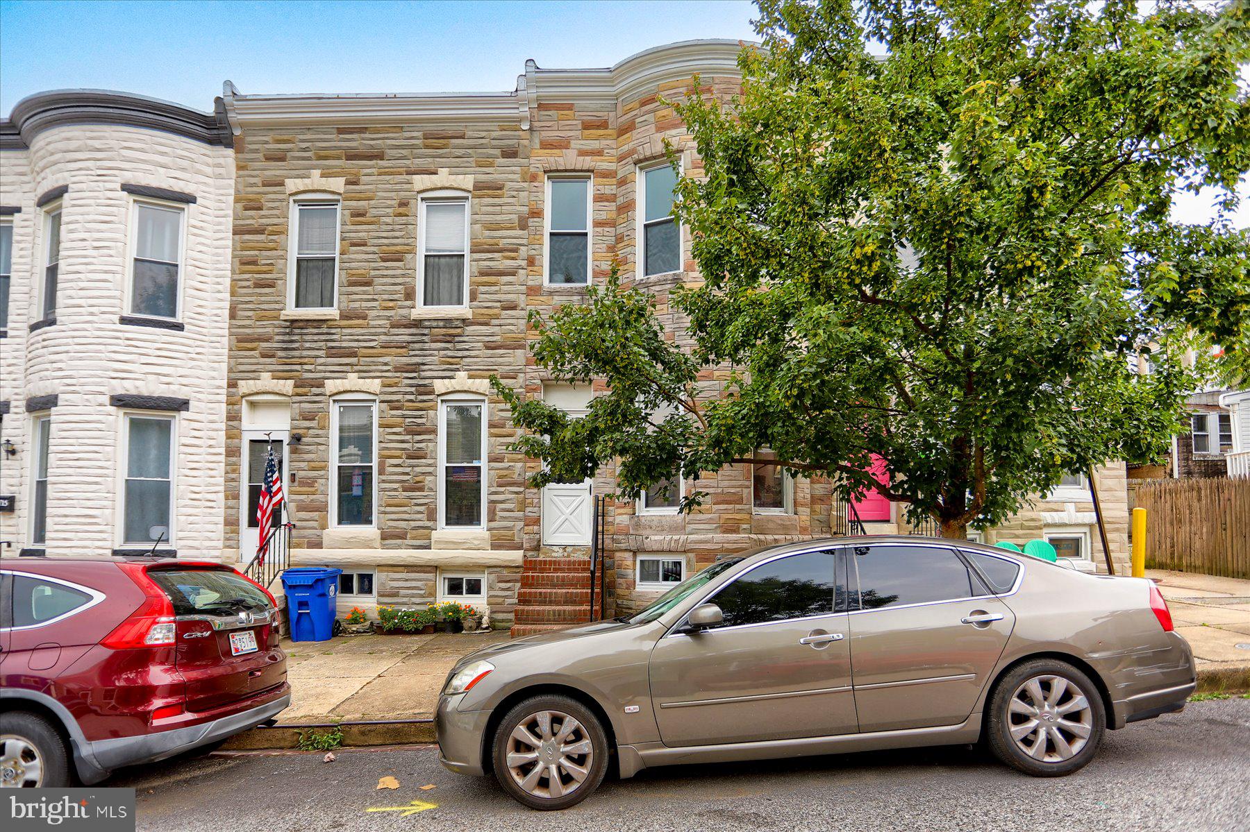 719 BERRY STREET