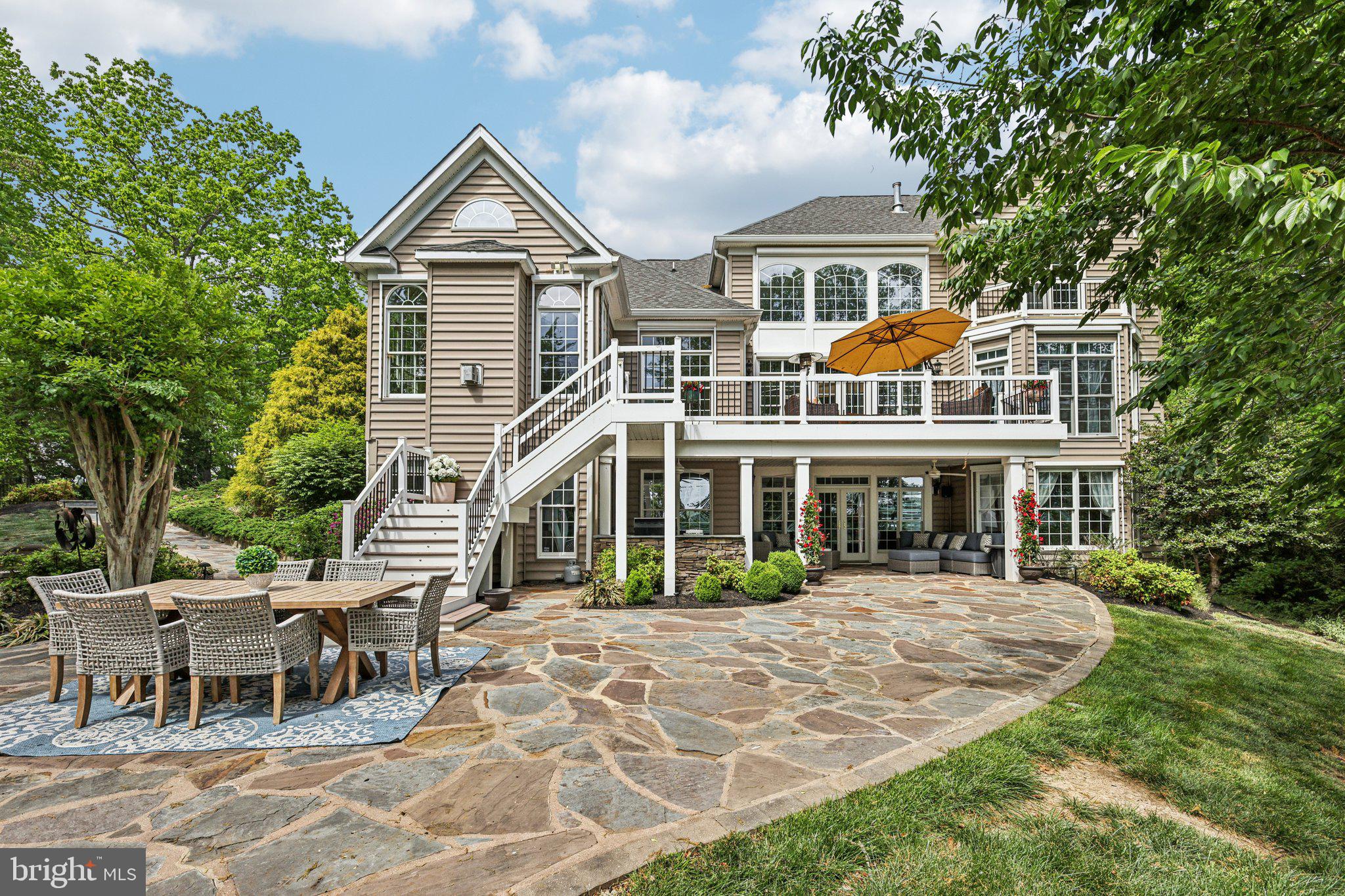 98 INDIAN VIEW COURT
