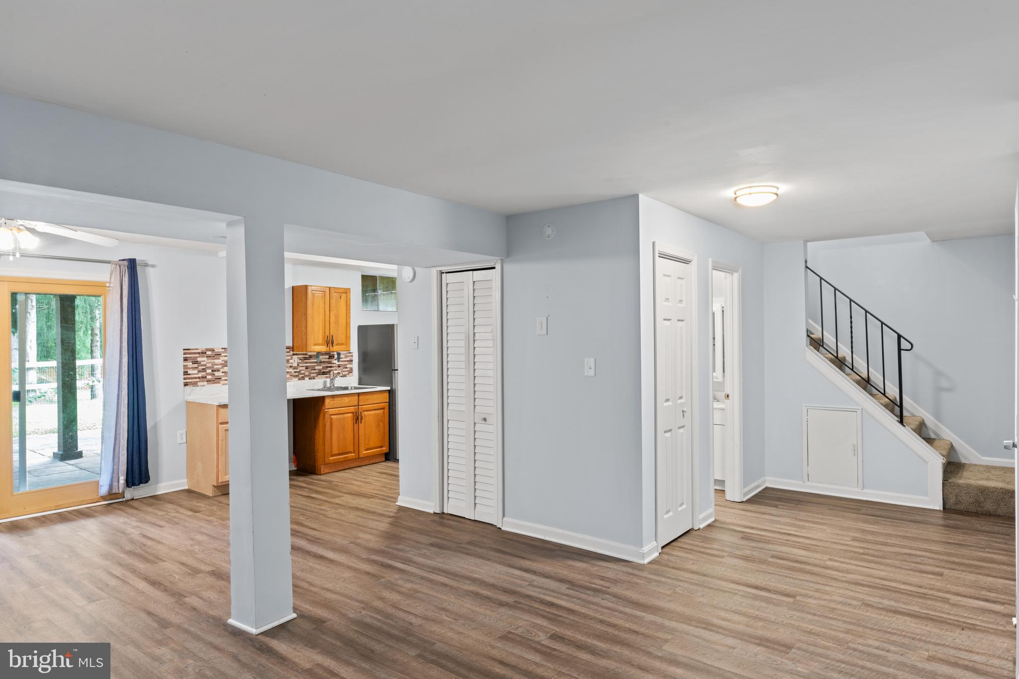 CRESTBROOK - Residential