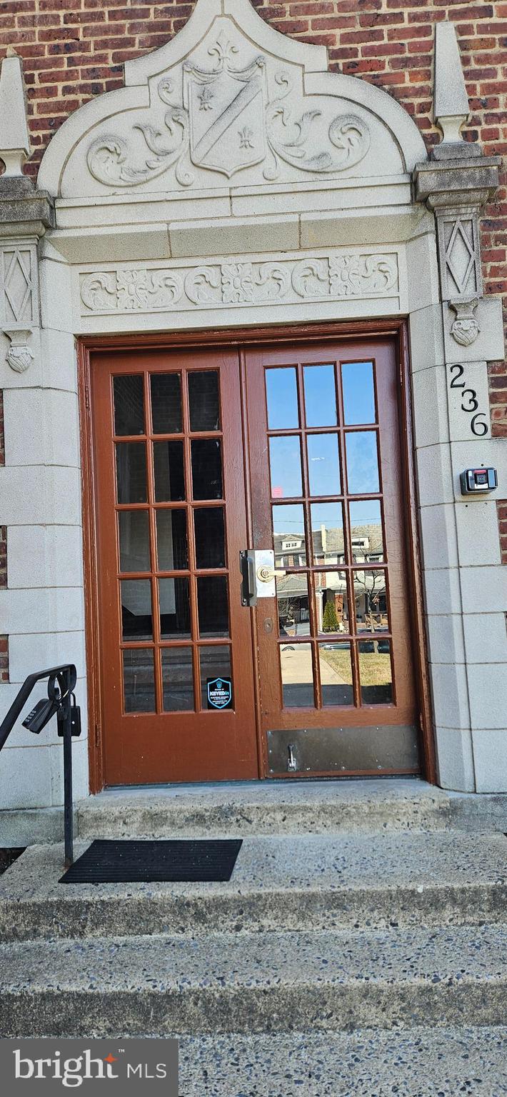 236 FARRAGUT STREET NW H-203