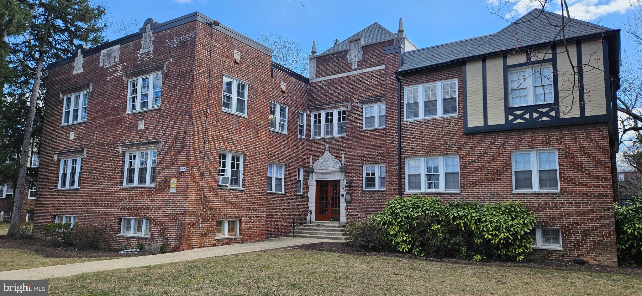 236 FARRAGUT STREET NW H-203