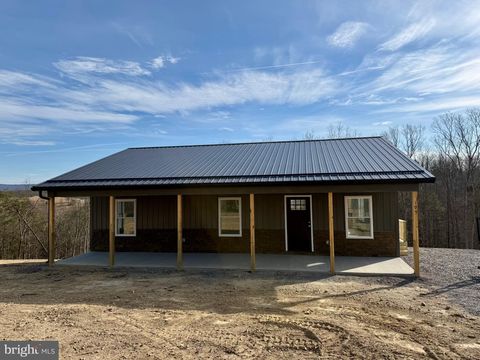 Homes For Sale - 195 Grand View Dr.<br/> KEYSER, WV 26726