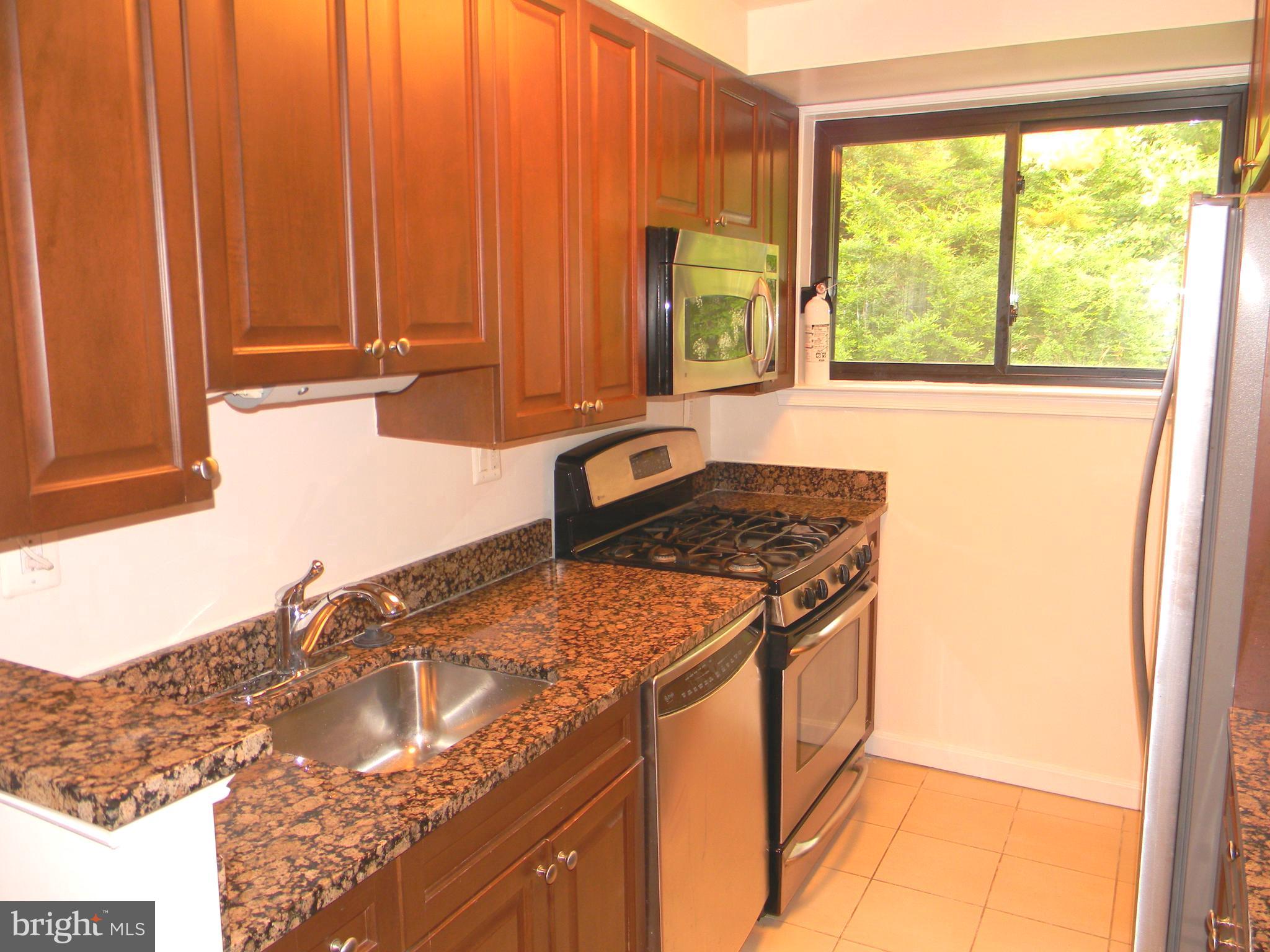2725 39TH STREET NW 405