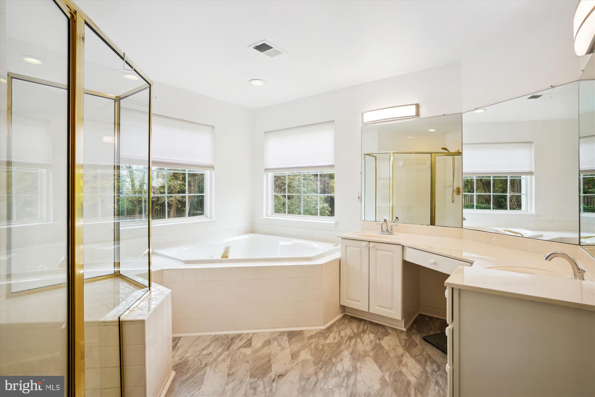 GAITHERSBURG TOWN - Residential
