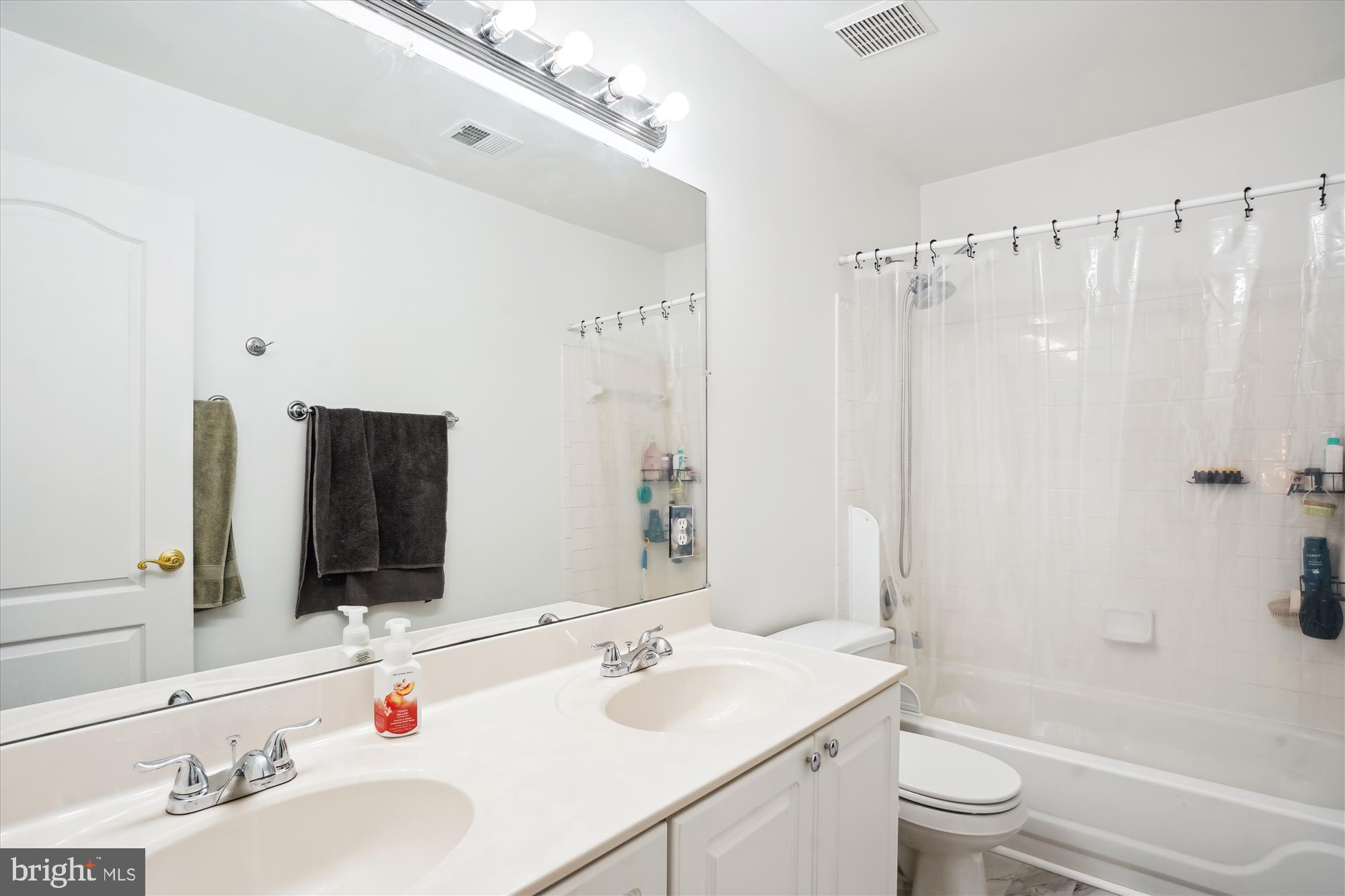 GAITHERSBURG TOWN - Residential