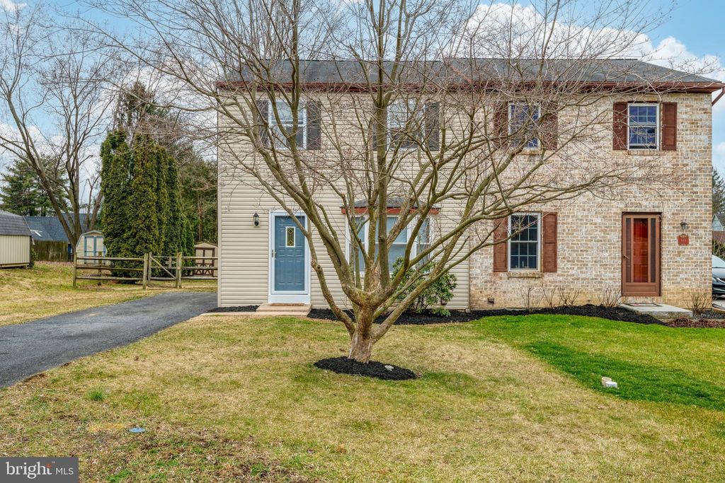 Photo of 608 Bernhard Avenue, Mount Joy, PA 17552 (MLS # PALA2047554)