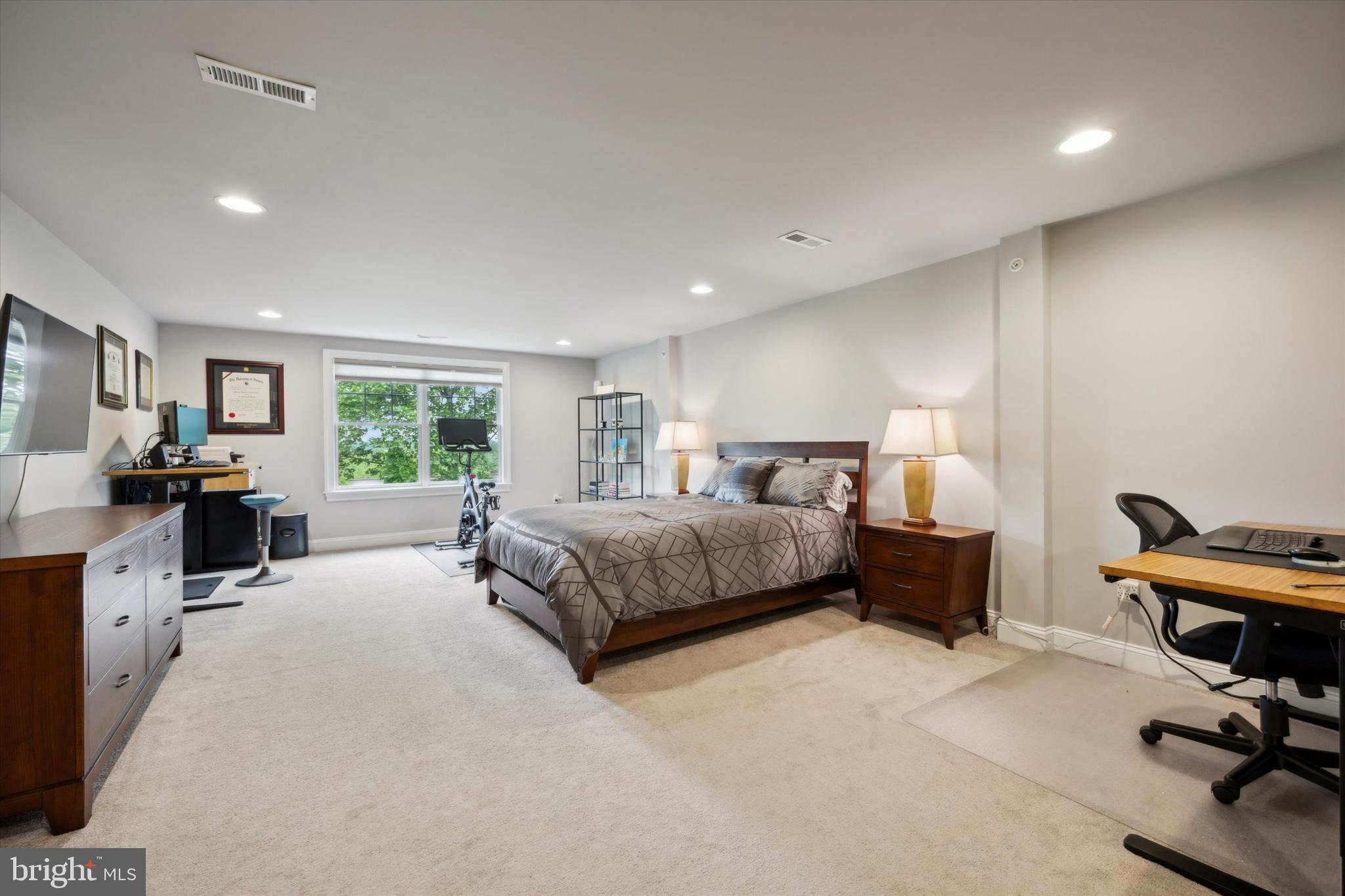 PARKVIEW - Residential