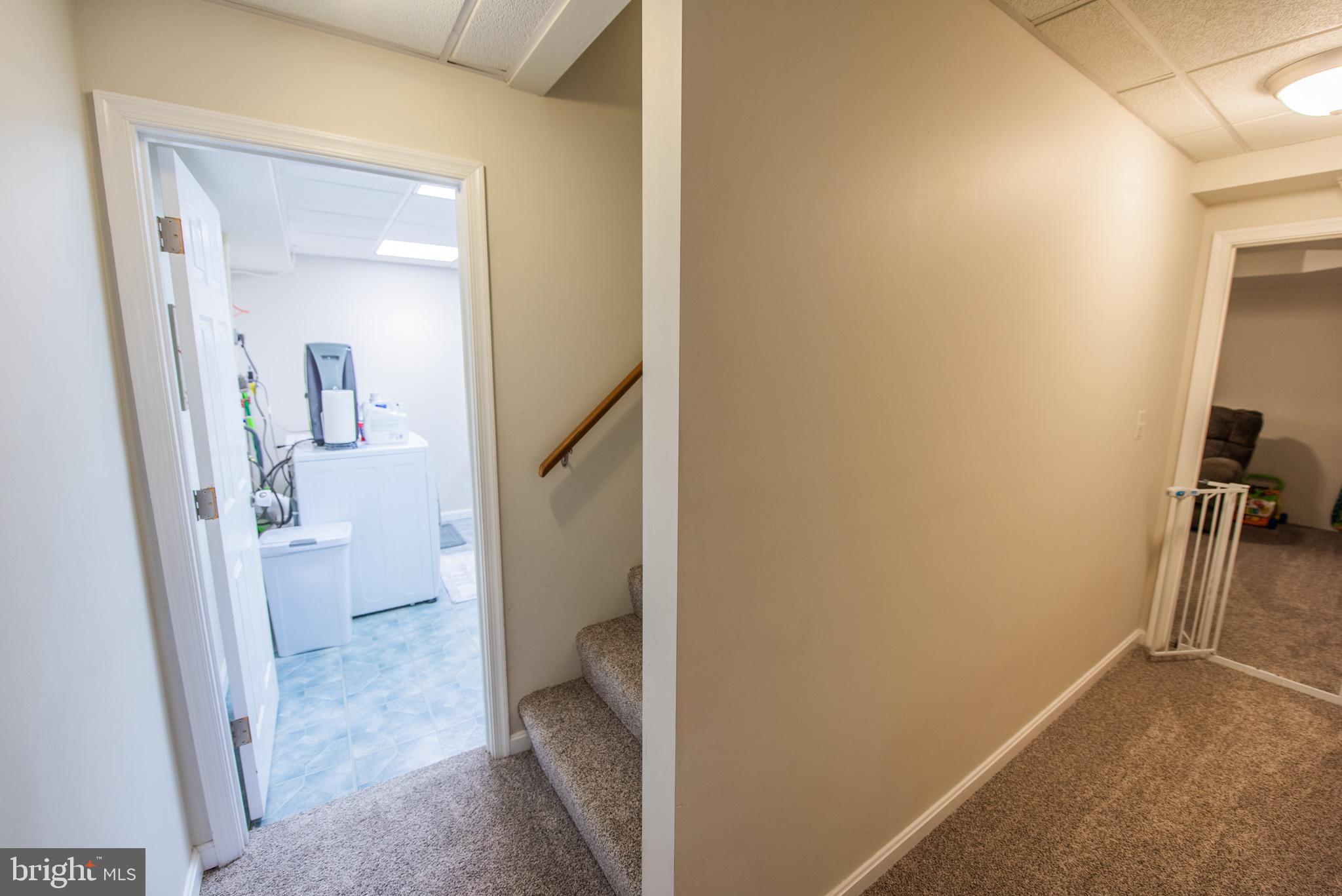 LAKE FRONT ROYAL - Residential