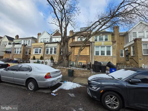 6413 Chelwynde Avenue, Philadelphia, PA MLS: PAPH2434458