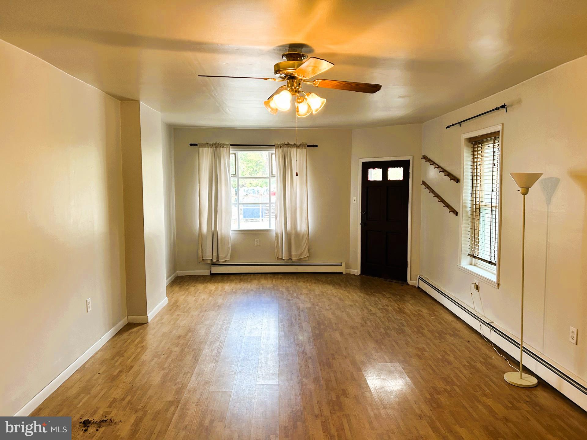 NORRISTOWN - Residential