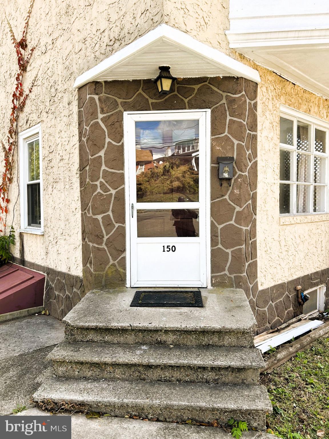 NORRISTOWN - Residential