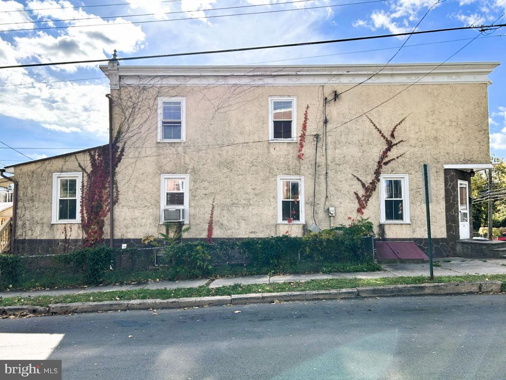 Photo of 150 Forrest Avenue, NORRISTOWN, PA 19401 (MLS # PAMC2160482)