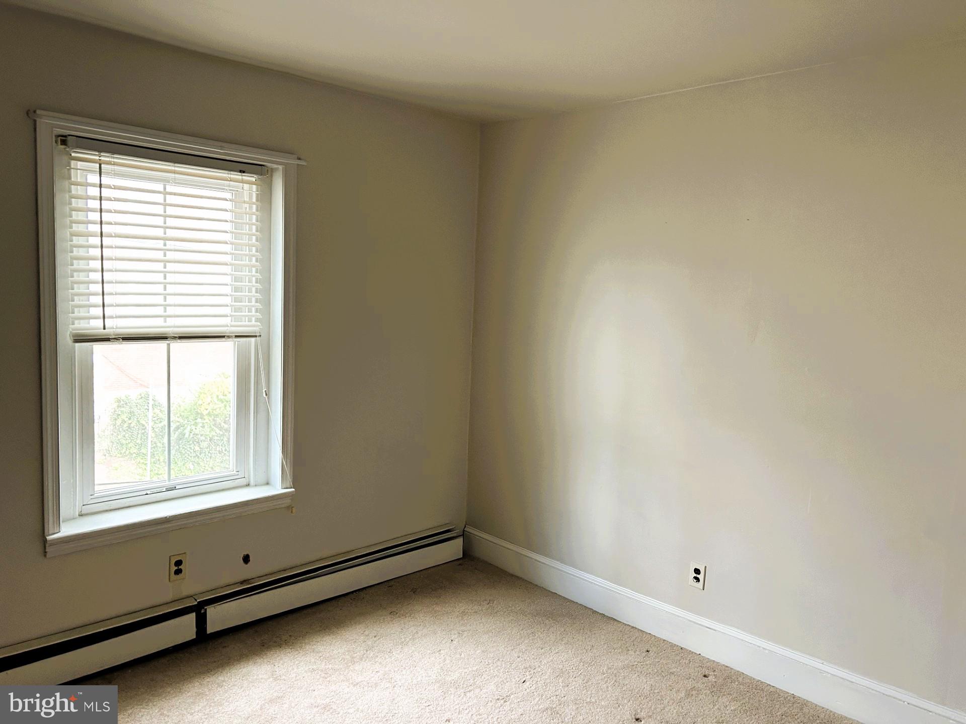 NORRISTOWN - Residential