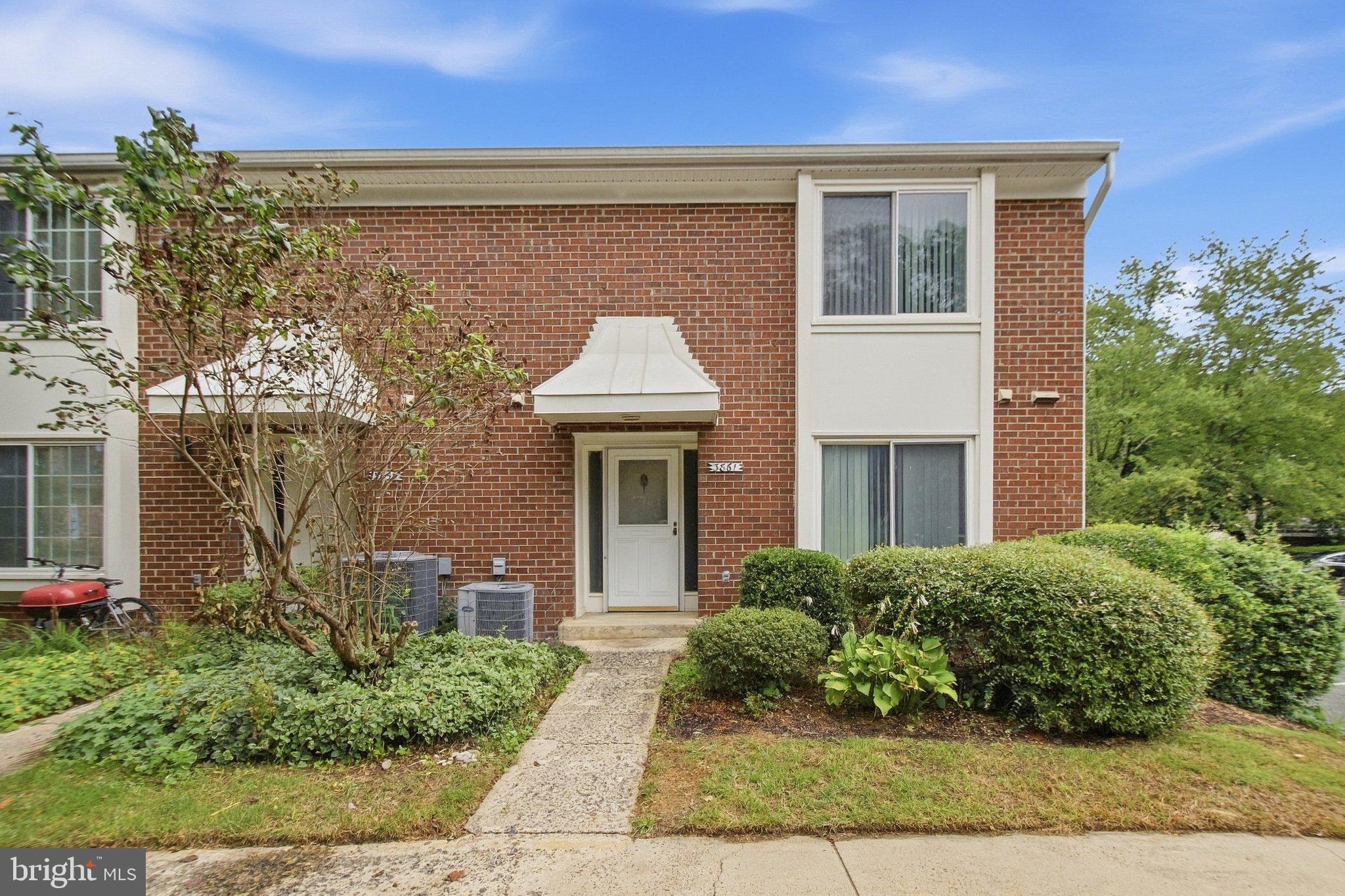 3861 PERSIMMON CIRCLE