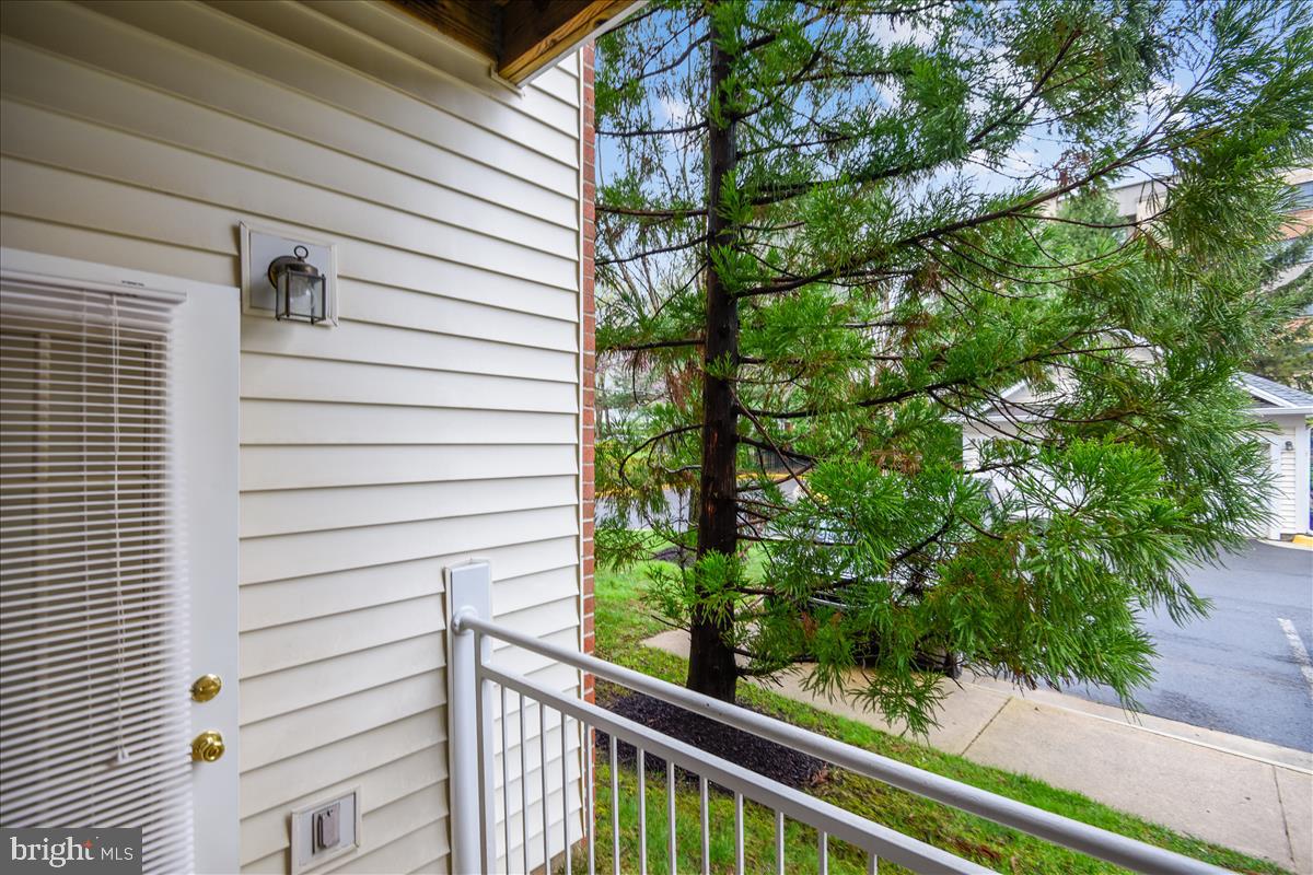 2931 DEER HOLLOW WAY 102