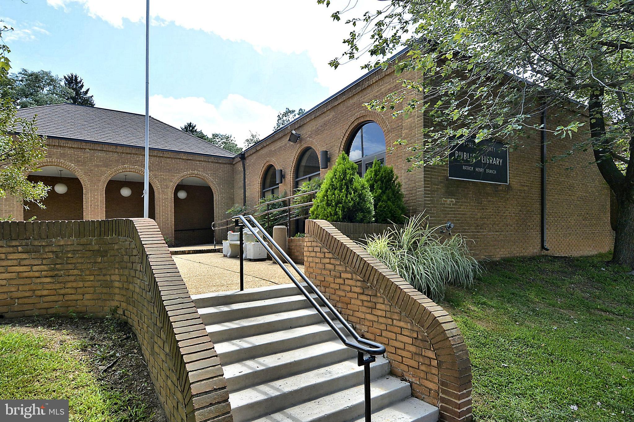 HUNTERS BRANCH - Residential Lease