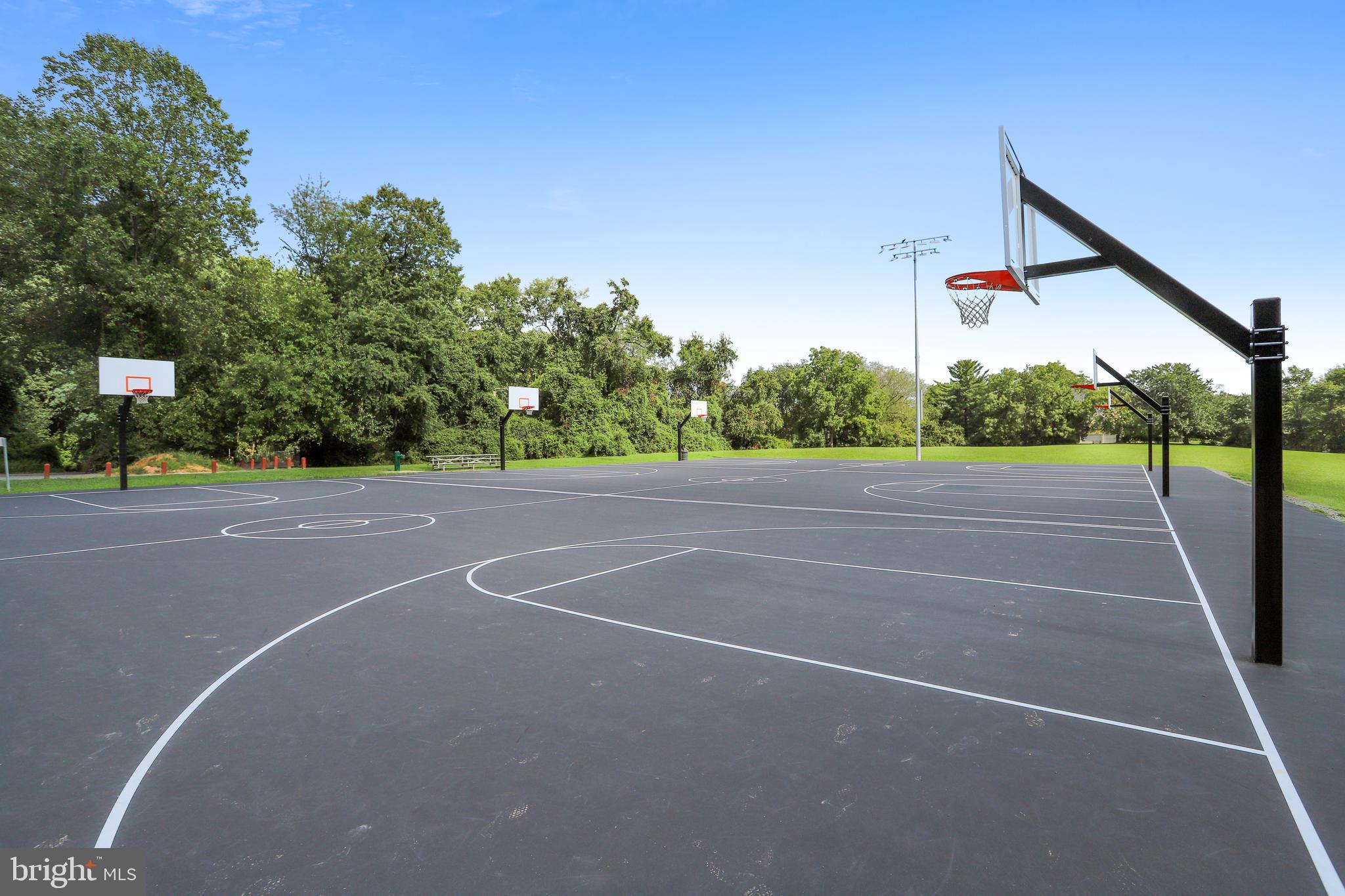 HUNTERS BRANCH - Residential Lease