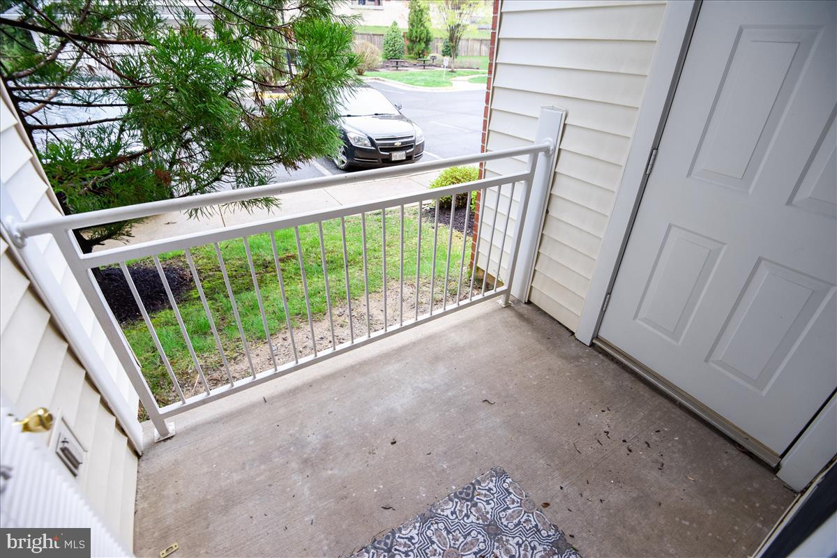 2931 DEER HOLLOW WAY 102