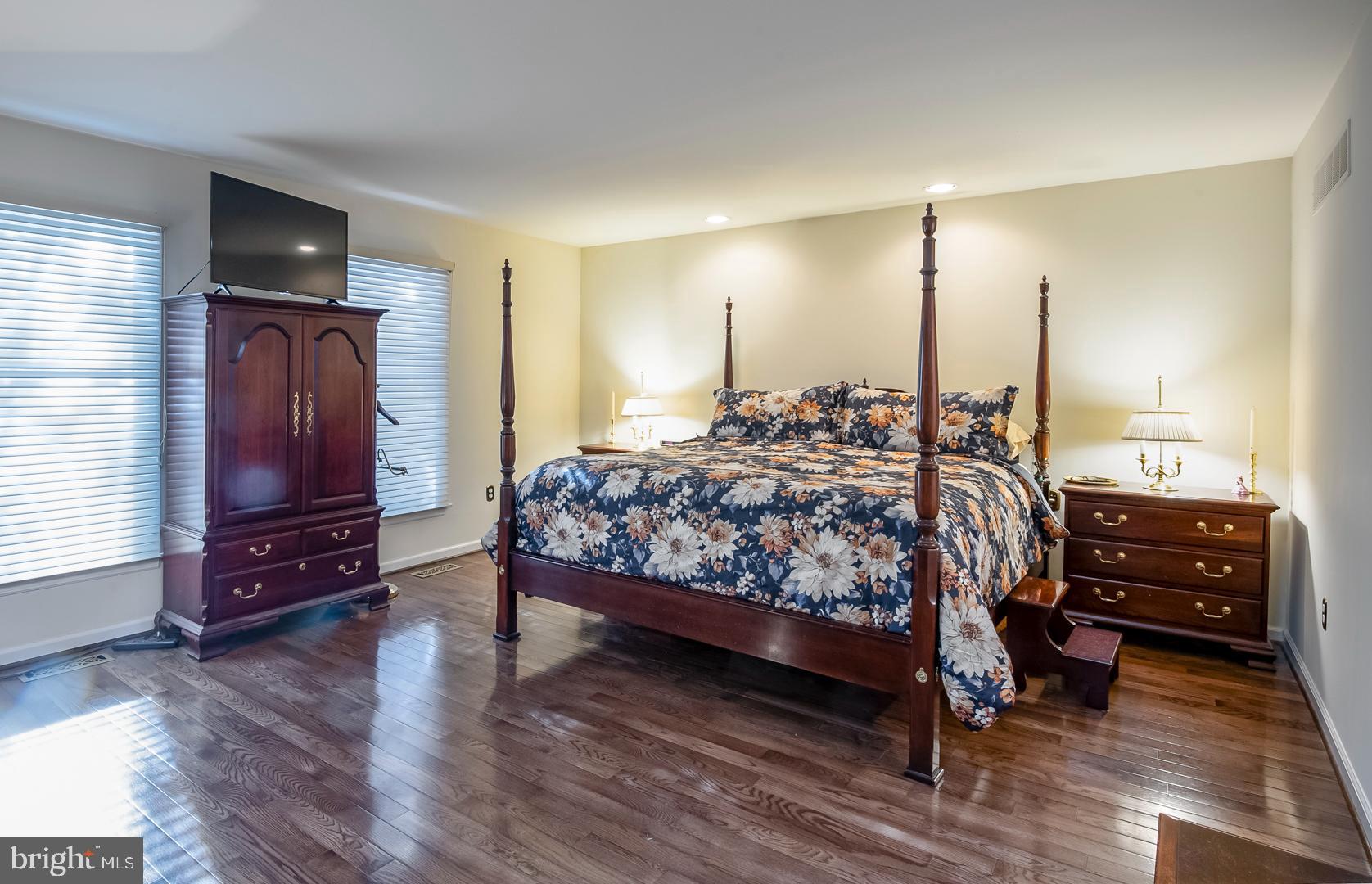 WYOMISSING MEADOWS - Residential