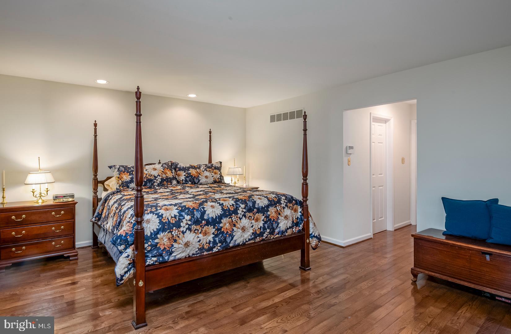 WYOMISSING MEADOWS - Residential