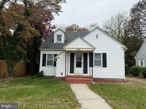 808 WAVERLY DRIVE SALISBURY MD 21801