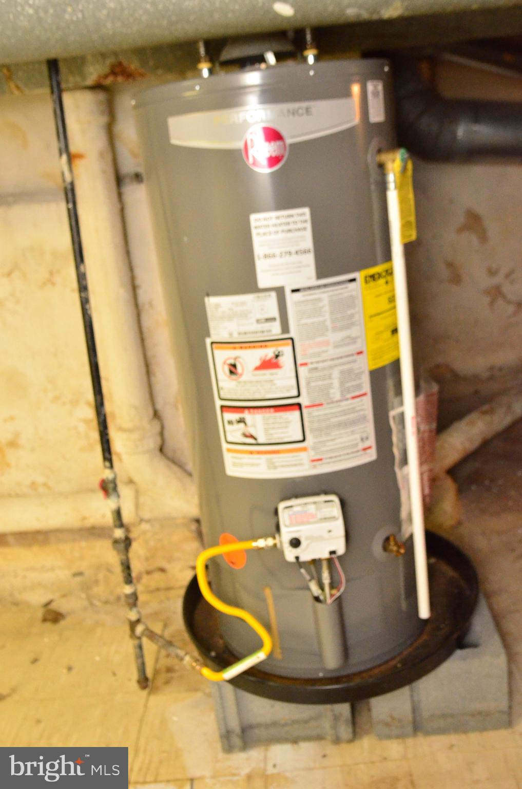 ELMWOOD PARK - Residential