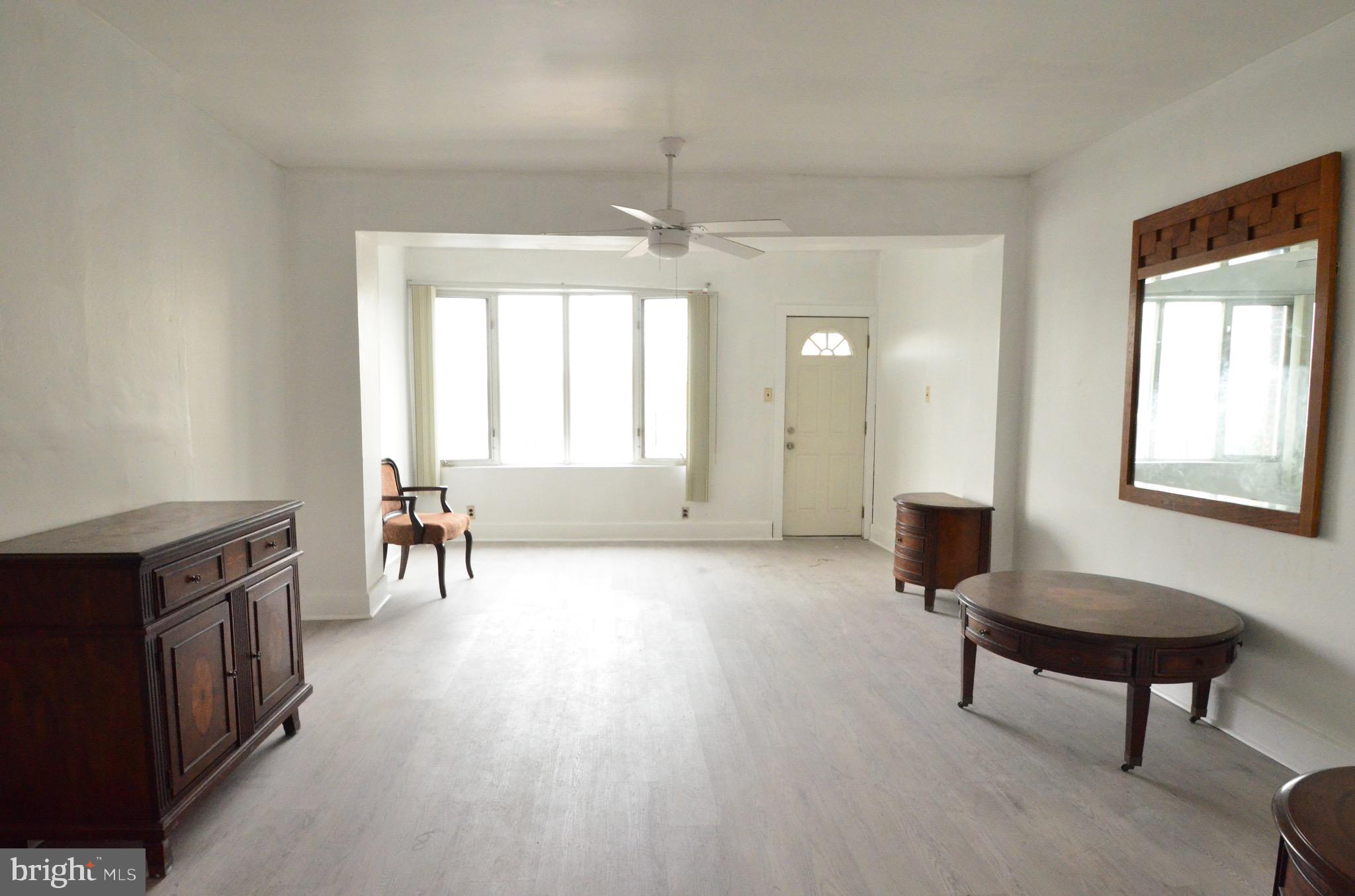 ELMWOOD PARK - Residential