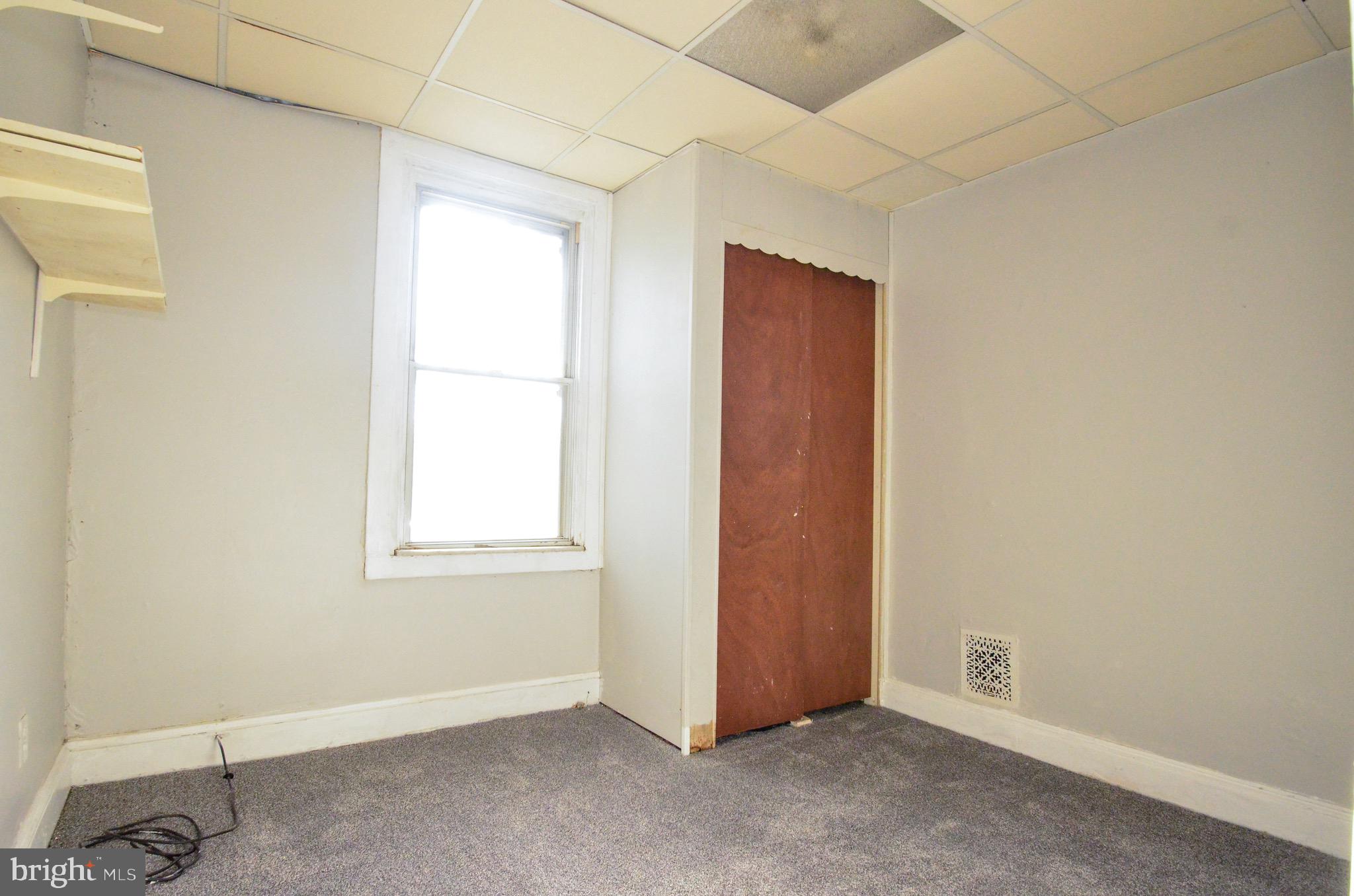 ELMWOOD PARK - Residential