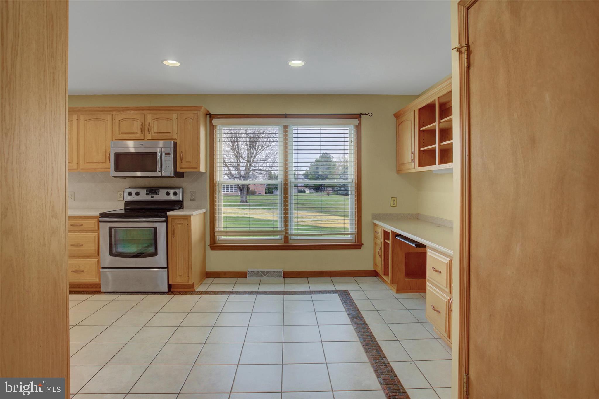 LAURICH GEMS SOUTH - Residential