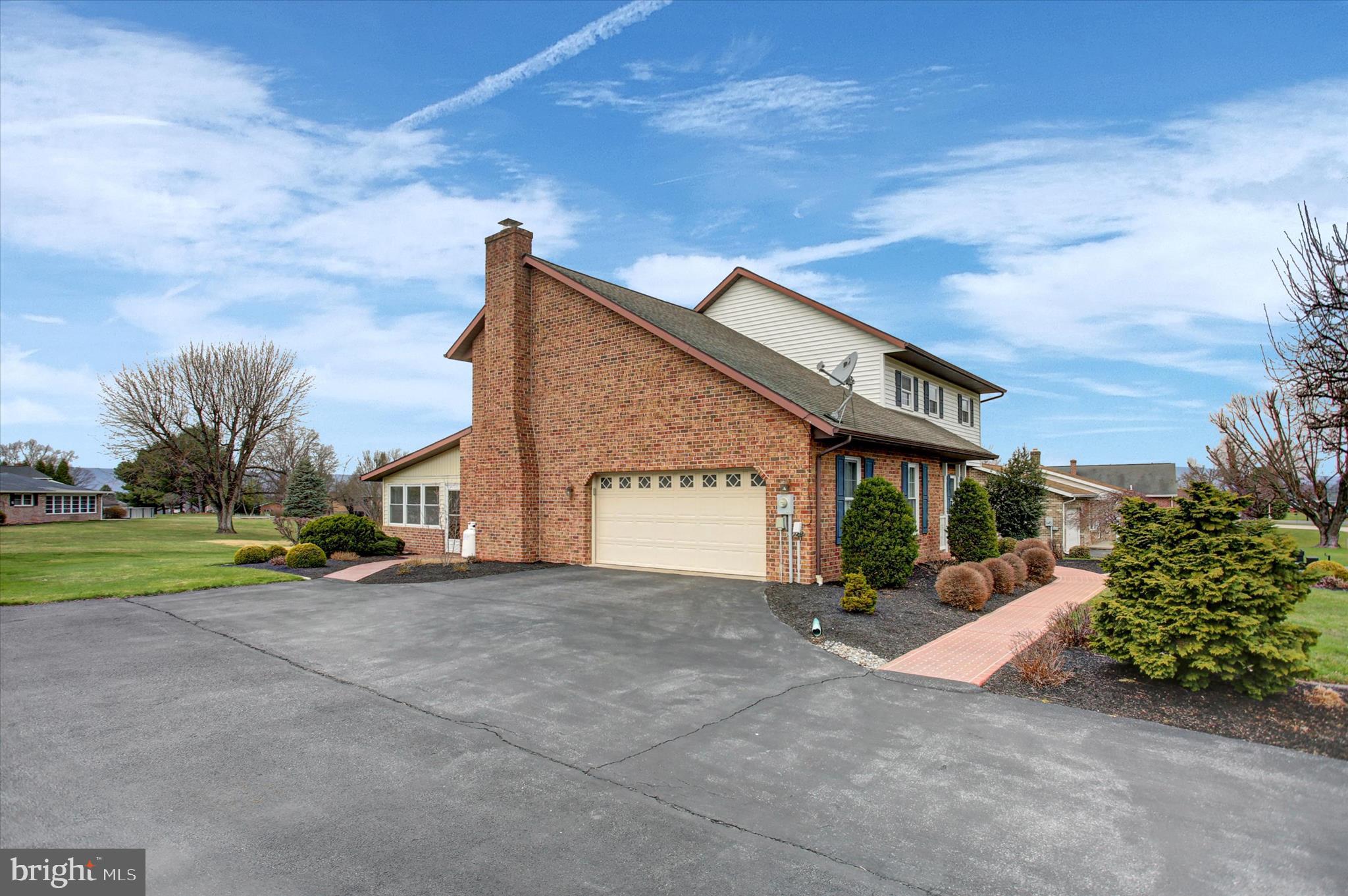 LAURICH GEMS SOUTH - Residential