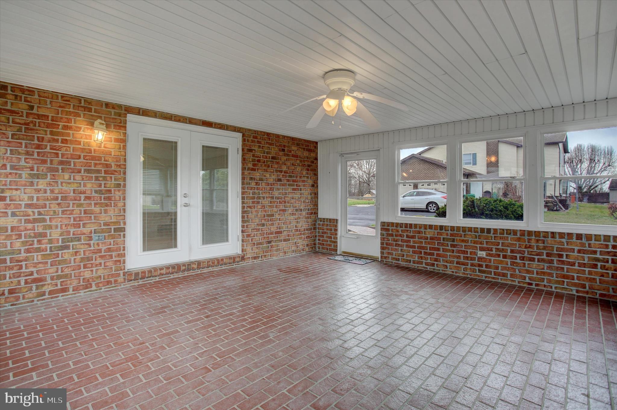 LAURICH GEMS SOUTH - Residential