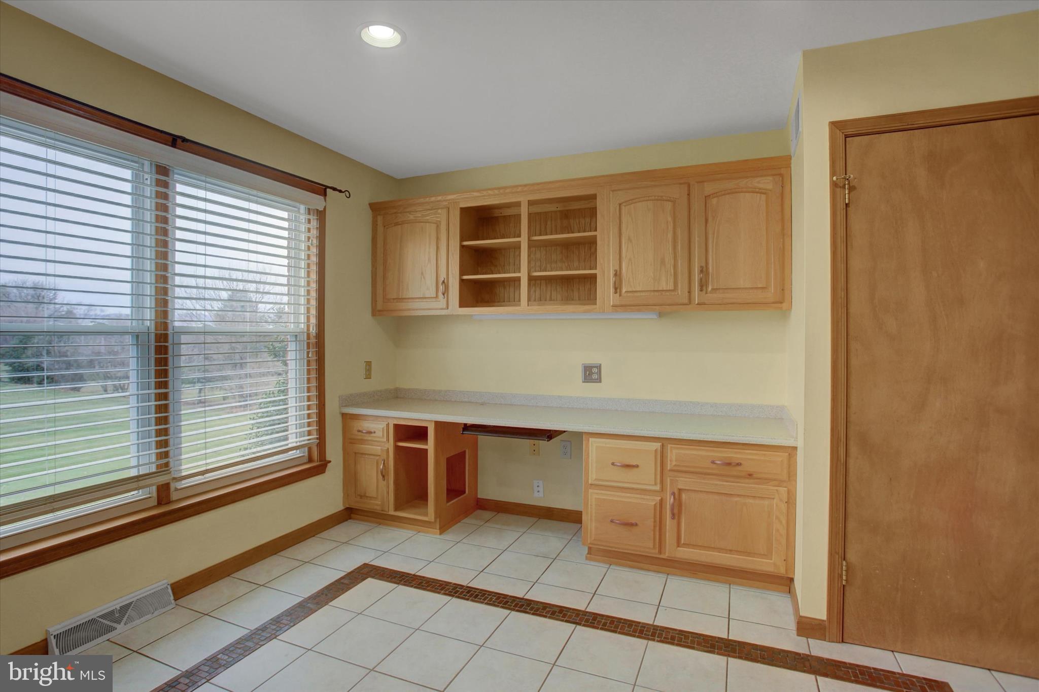 LAURICH GEMS SOUTH - Residential