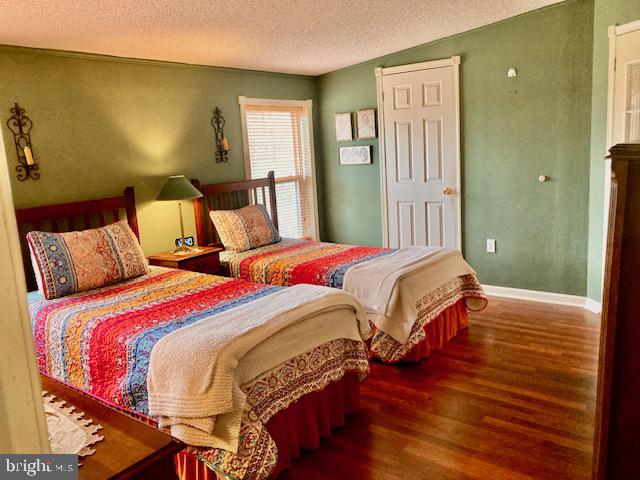 CAERNARVON TWP - Residential