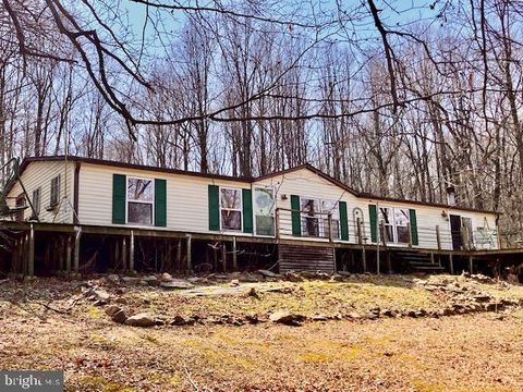 1956 ECHO VALLEY ROAD EAST EARL PA 17519