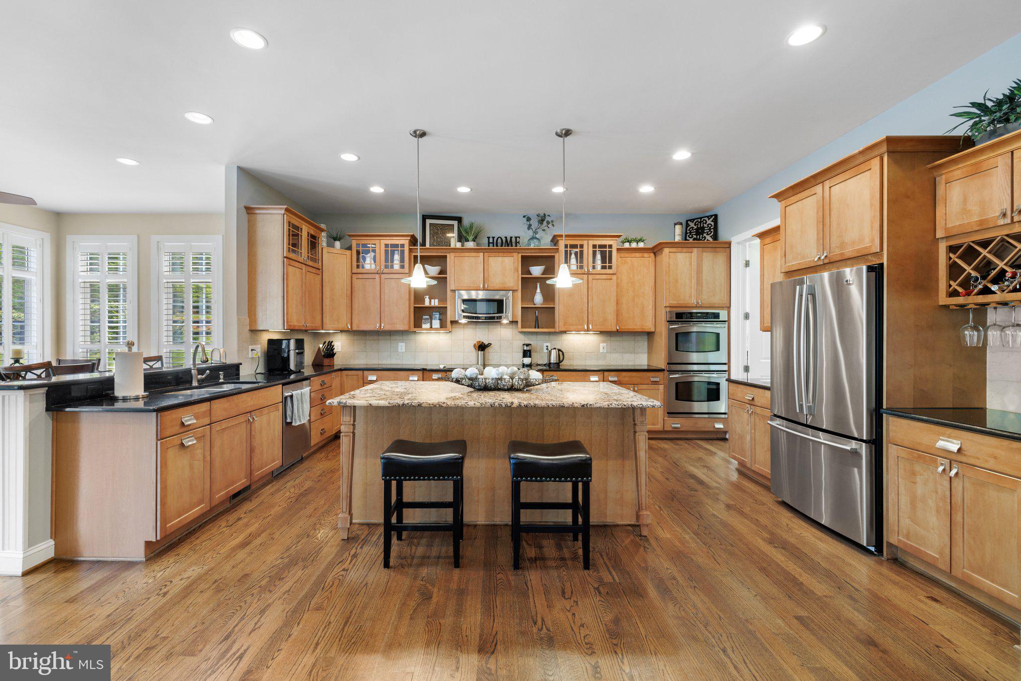 GOLDEN SPRINGS - Residential