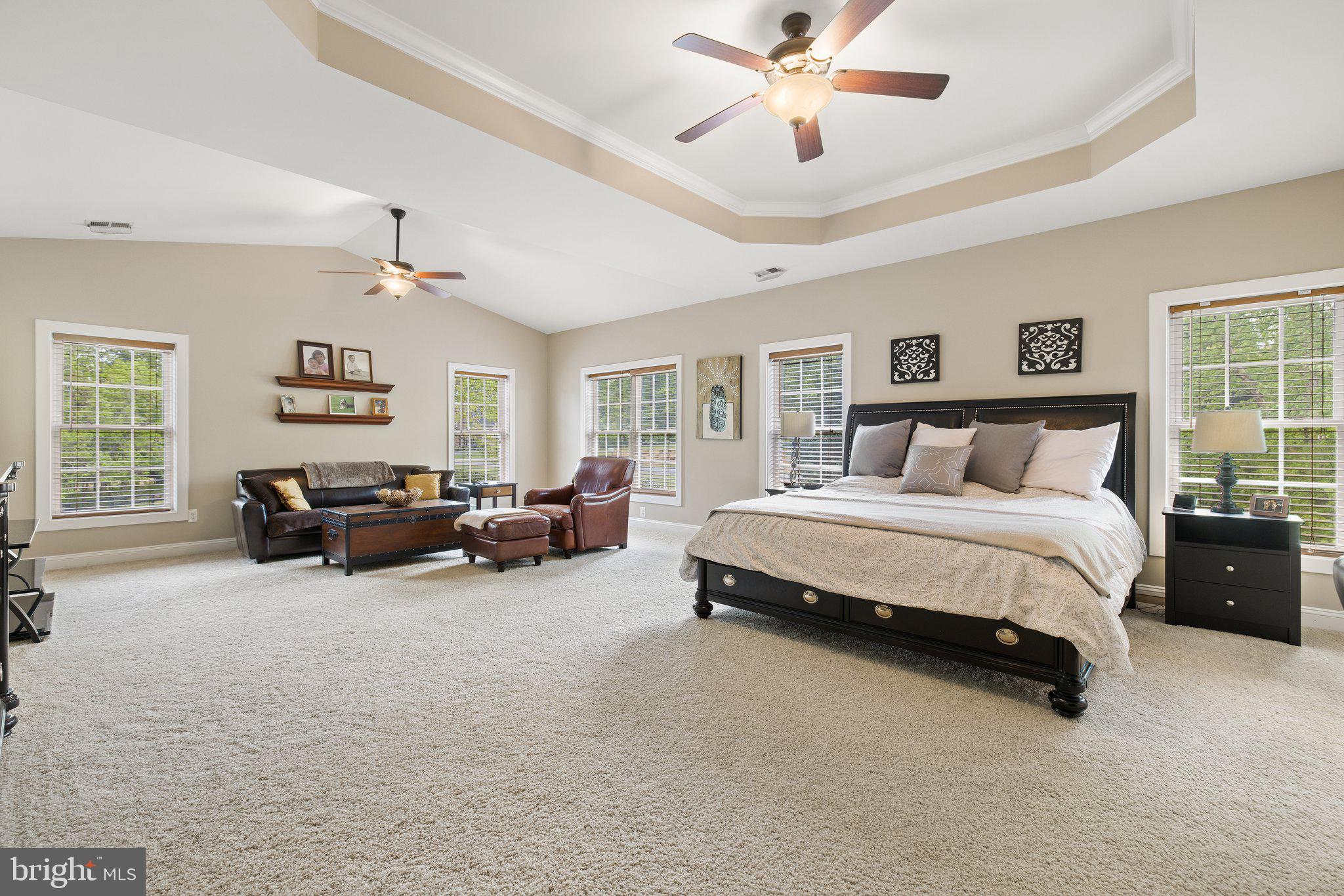 GOLDEN SPRINGS - Residential