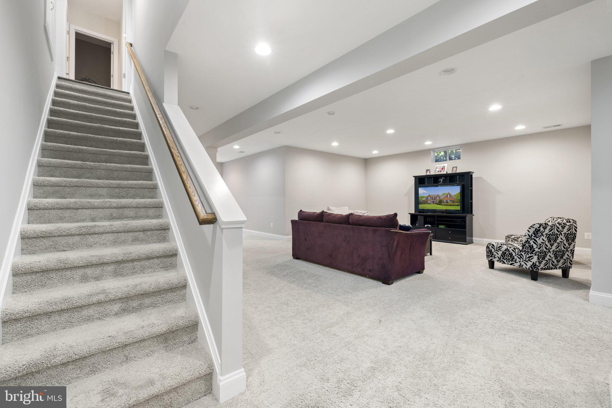 GOLDEN SPRINGS - Residential