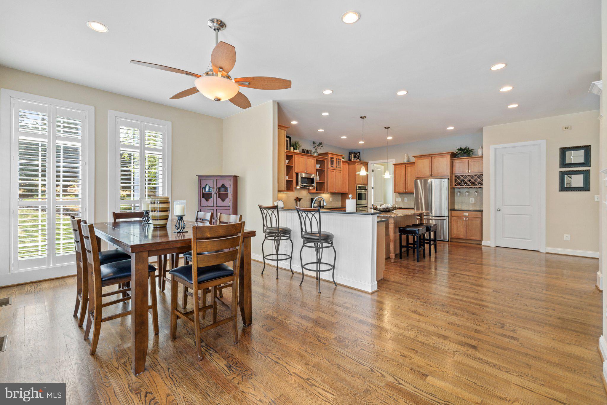 GOLDEN SPRINGS - Residential