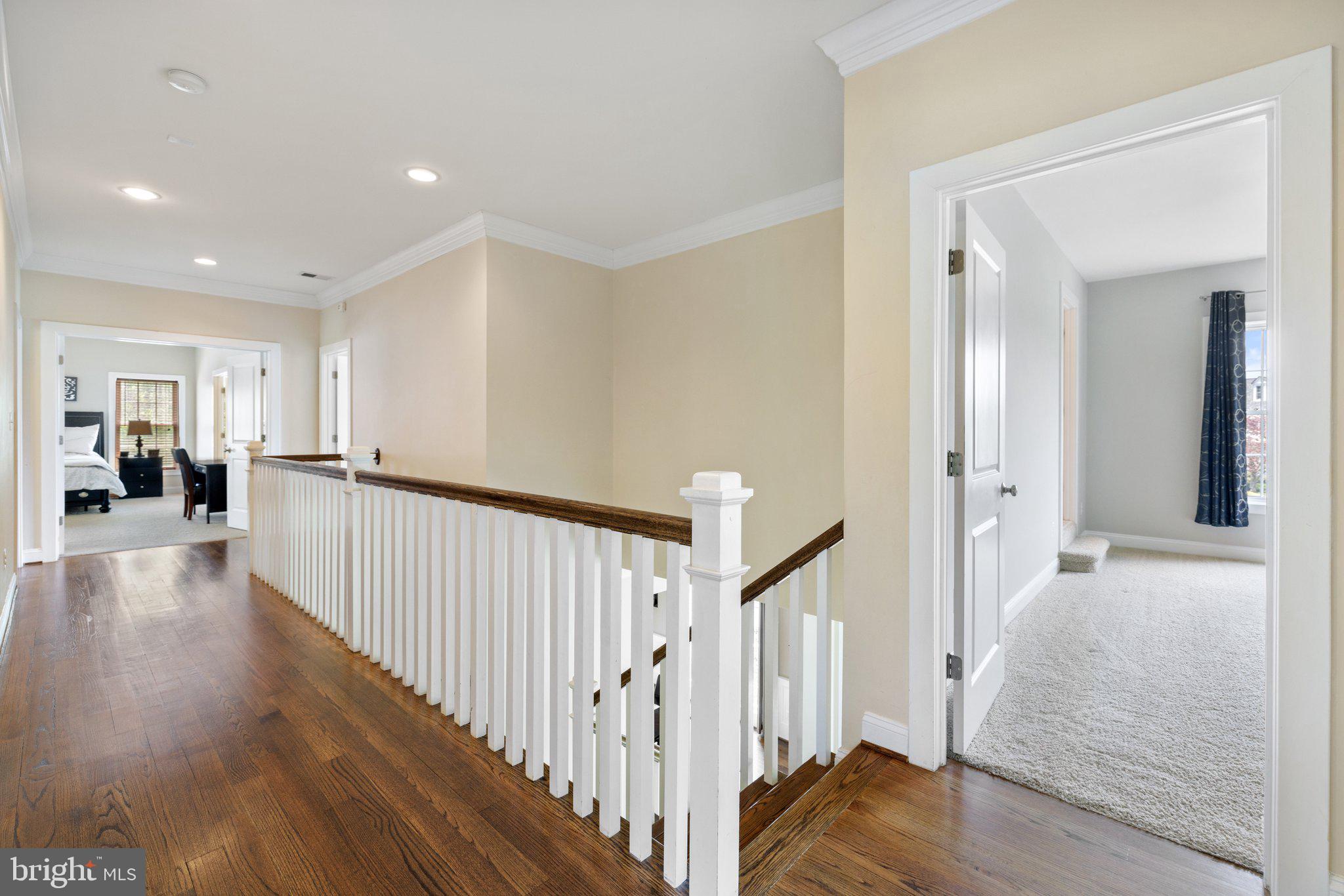 GOLDEN SPRINGS - Residential