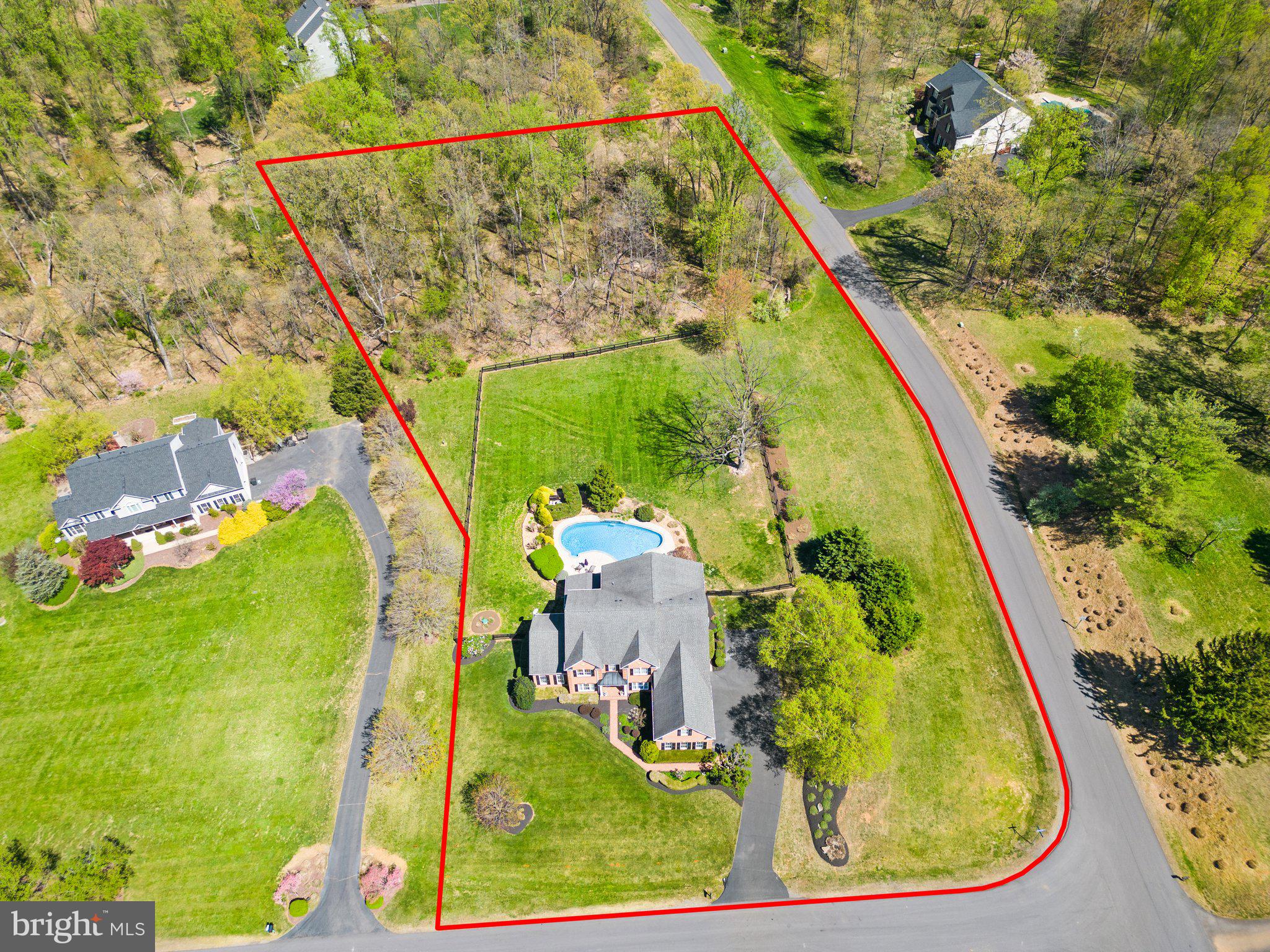 GOLDEN SPRINGS - Residential