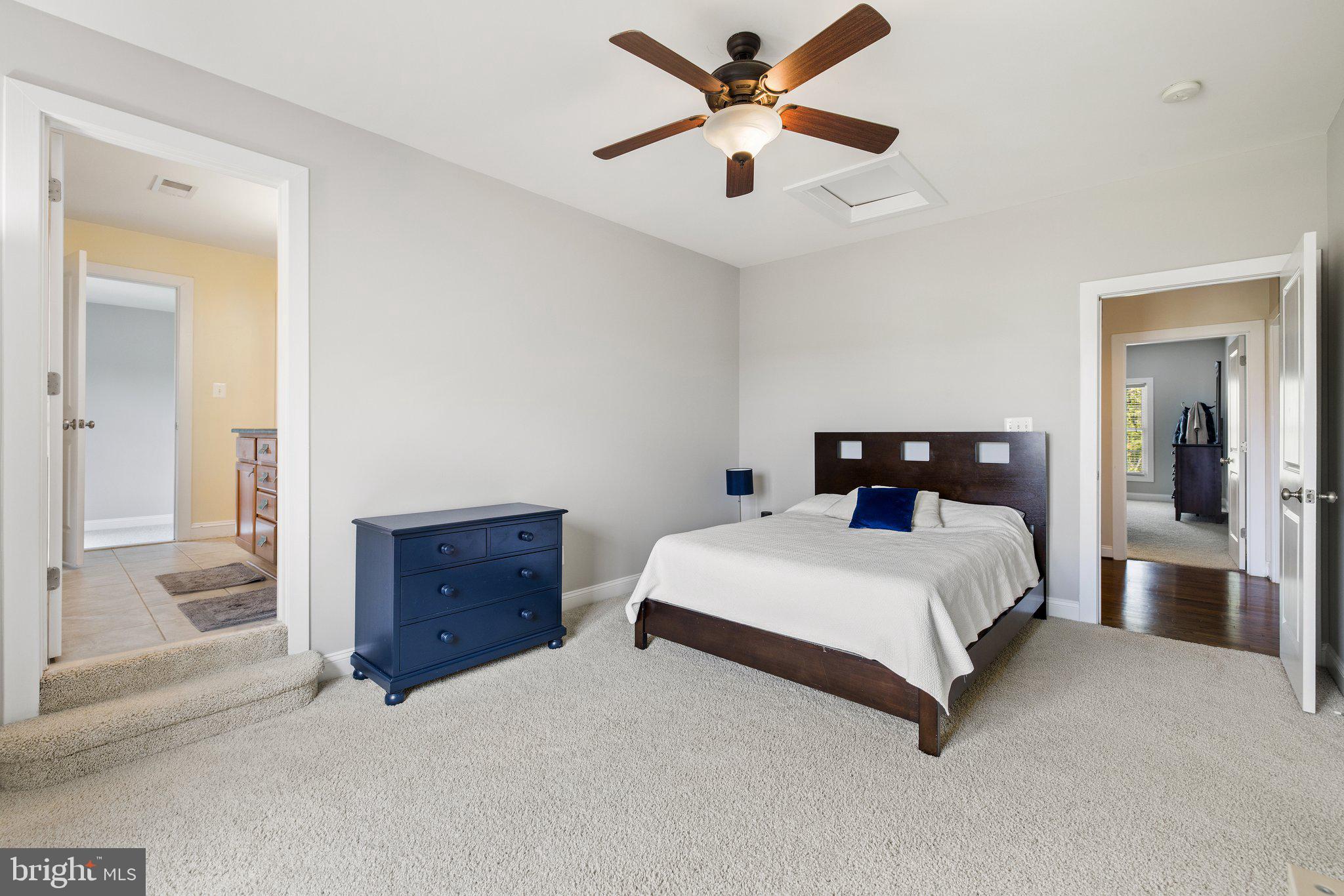 GOLDEN SPRINGS - Residential