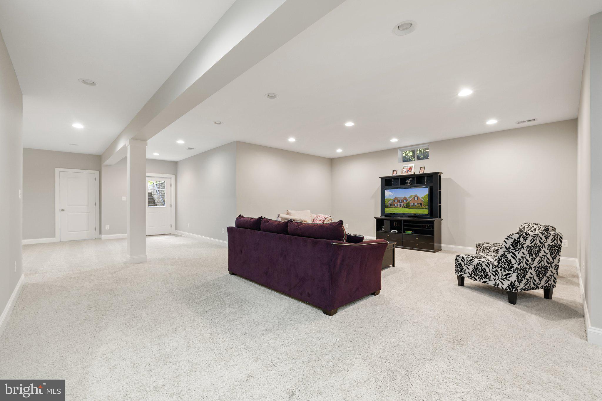 GOLDEN SPRINGS - Residential