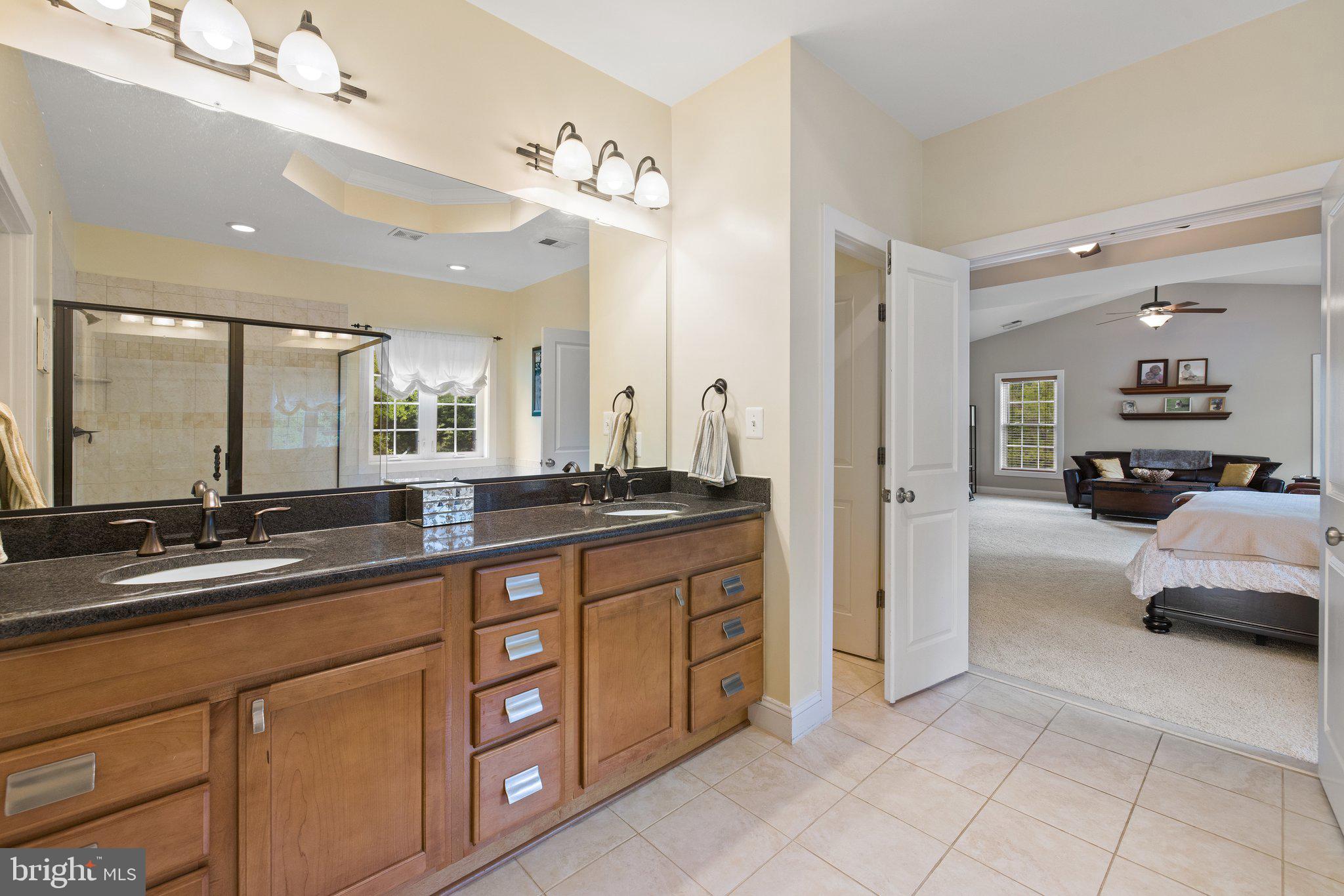 GOLDEN SPRINGS - Residential