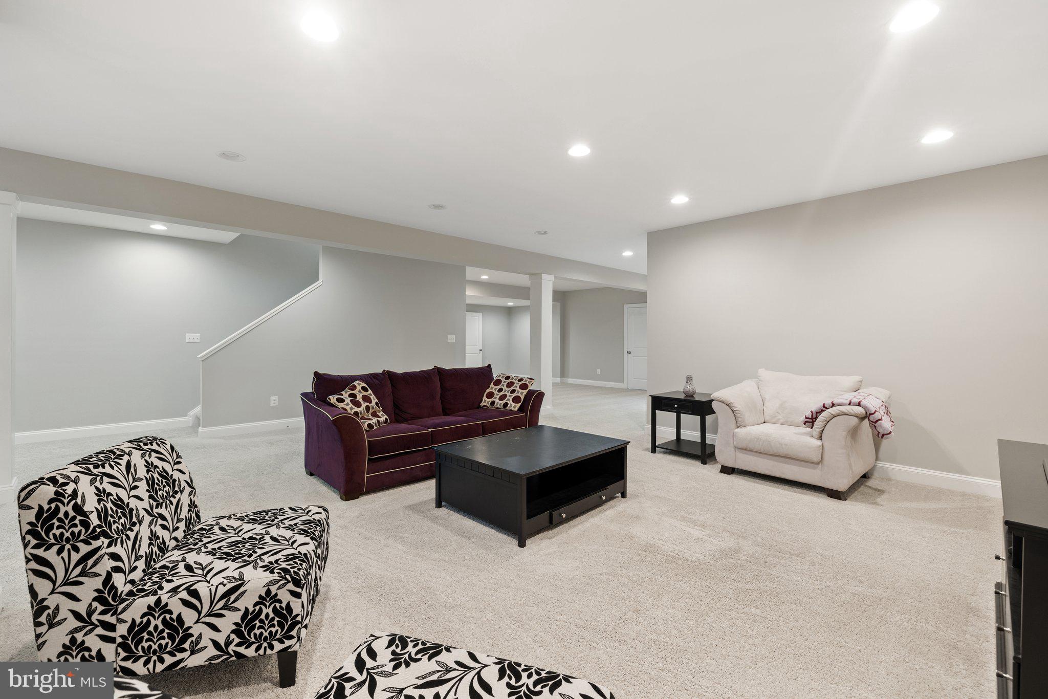 GOLDEN SPRINGS - Residential