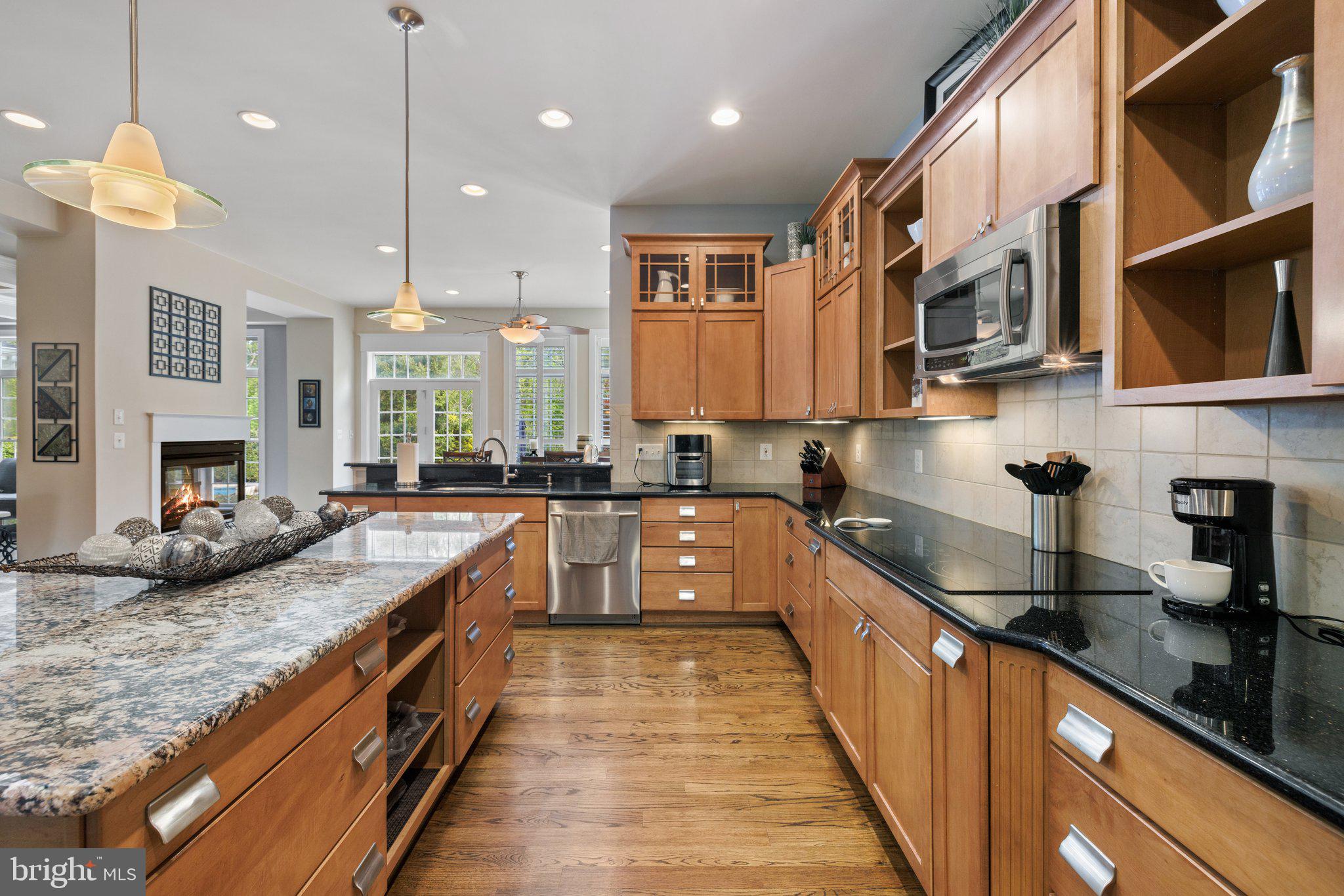 GOLDEN SPRINGS - Residential