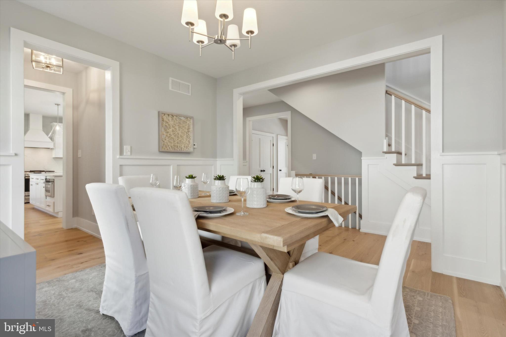 WYNNEWOOD PARK - Residential