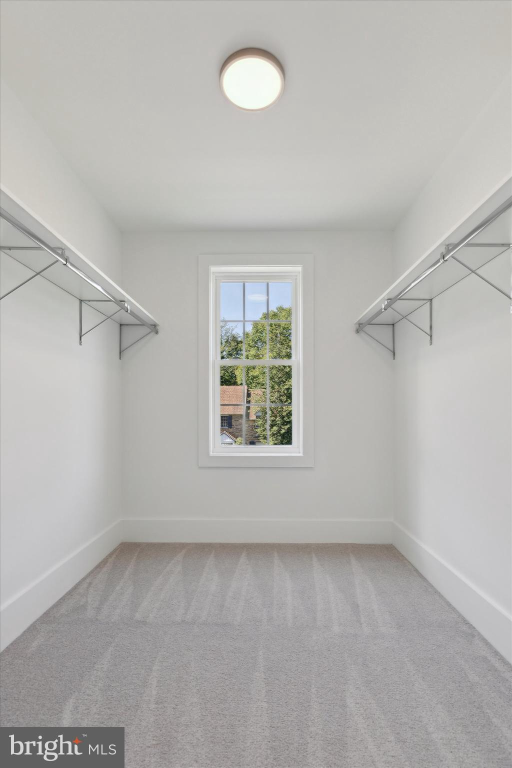 WYNNEWOOD PARK - Residential