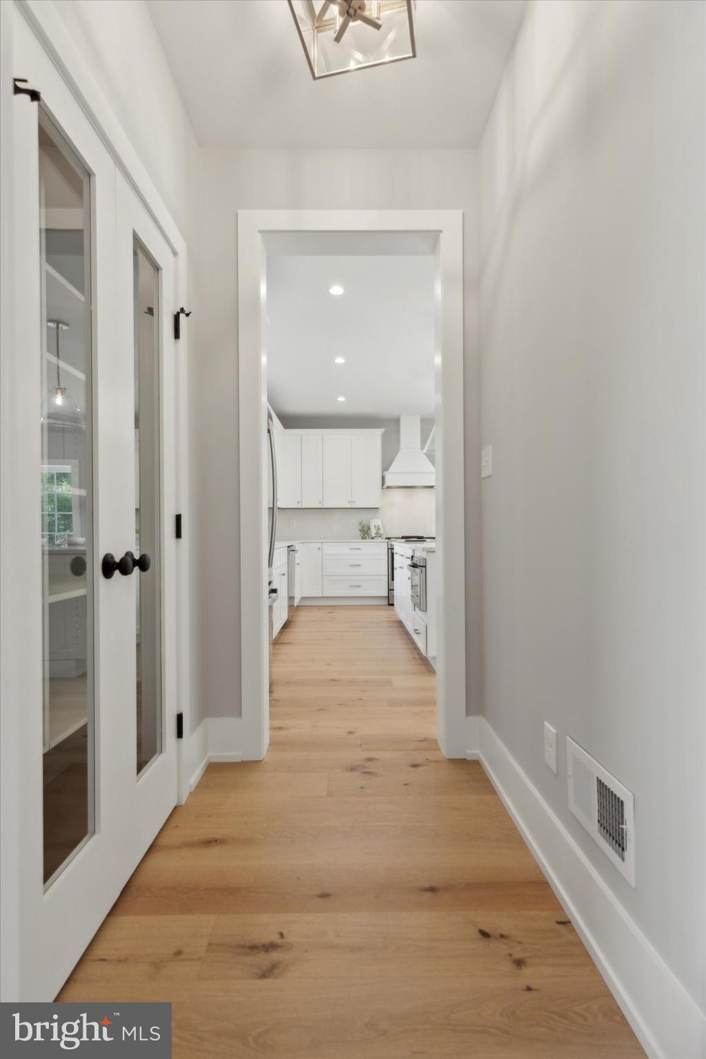 WYNNEWOOD PARK - Residential